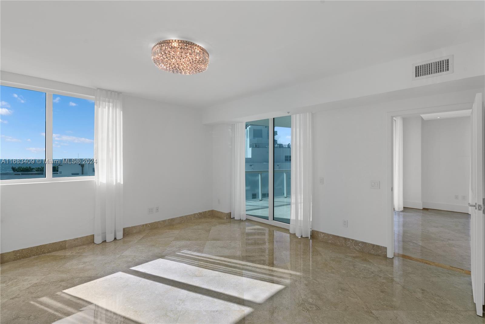MOSAIC ON MIAMI BEACH CON - Residential