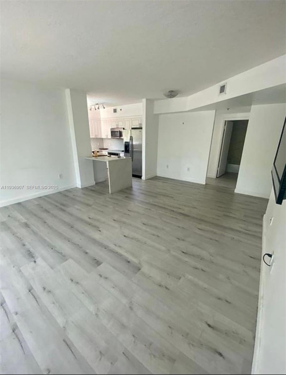 VILLA BRICKELL CONDO - Residential