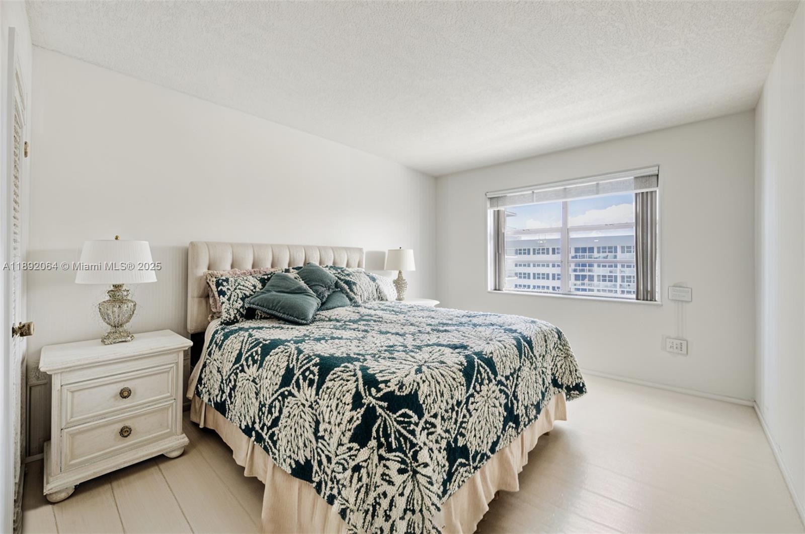HEMISPHERES CONDO - Residential