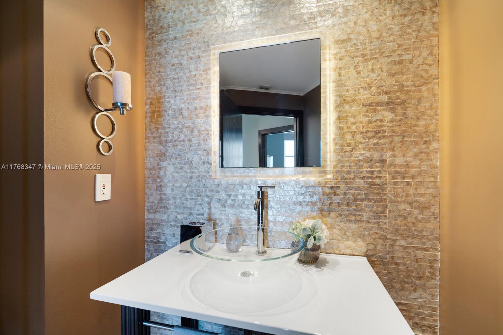 PORTOFINO TOWER CONDO - Residential