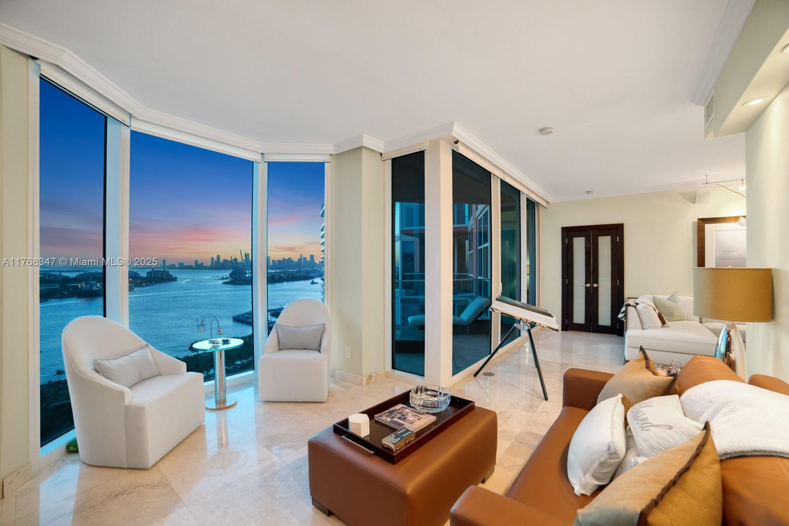 300 S Pointe Dr 1902
