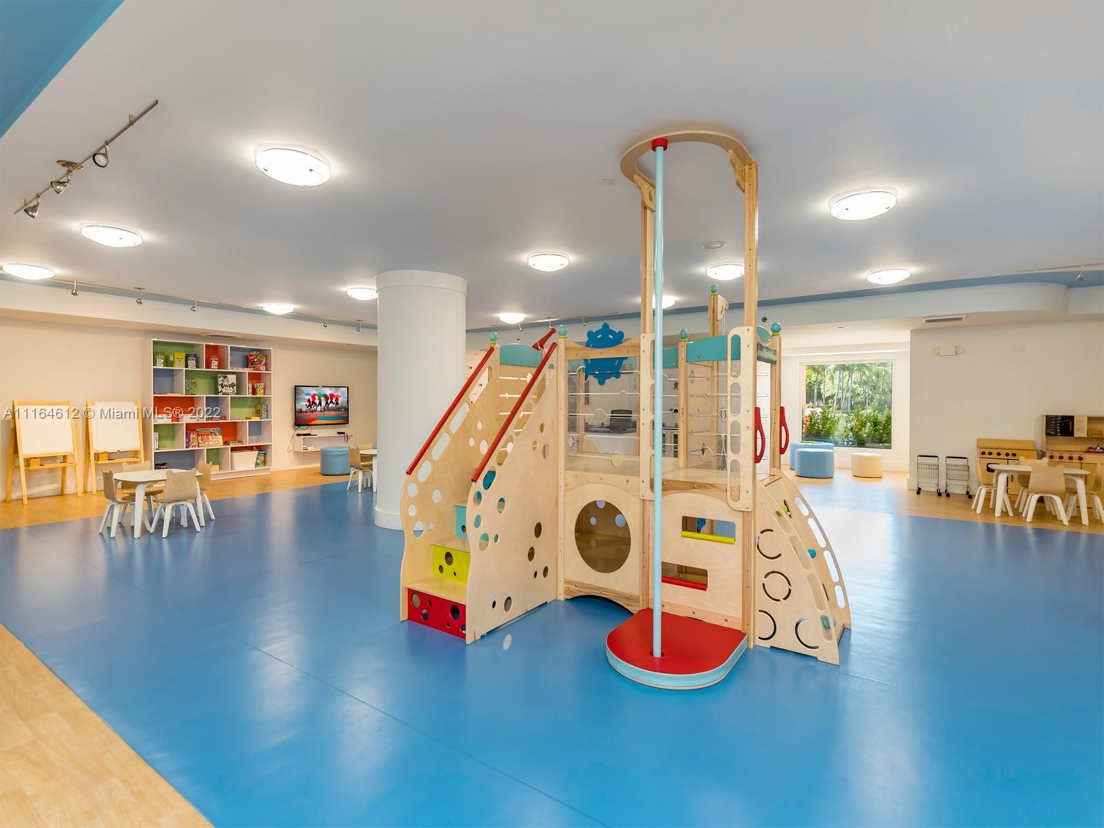 CLUB TOWER ONE CONDO - Residential