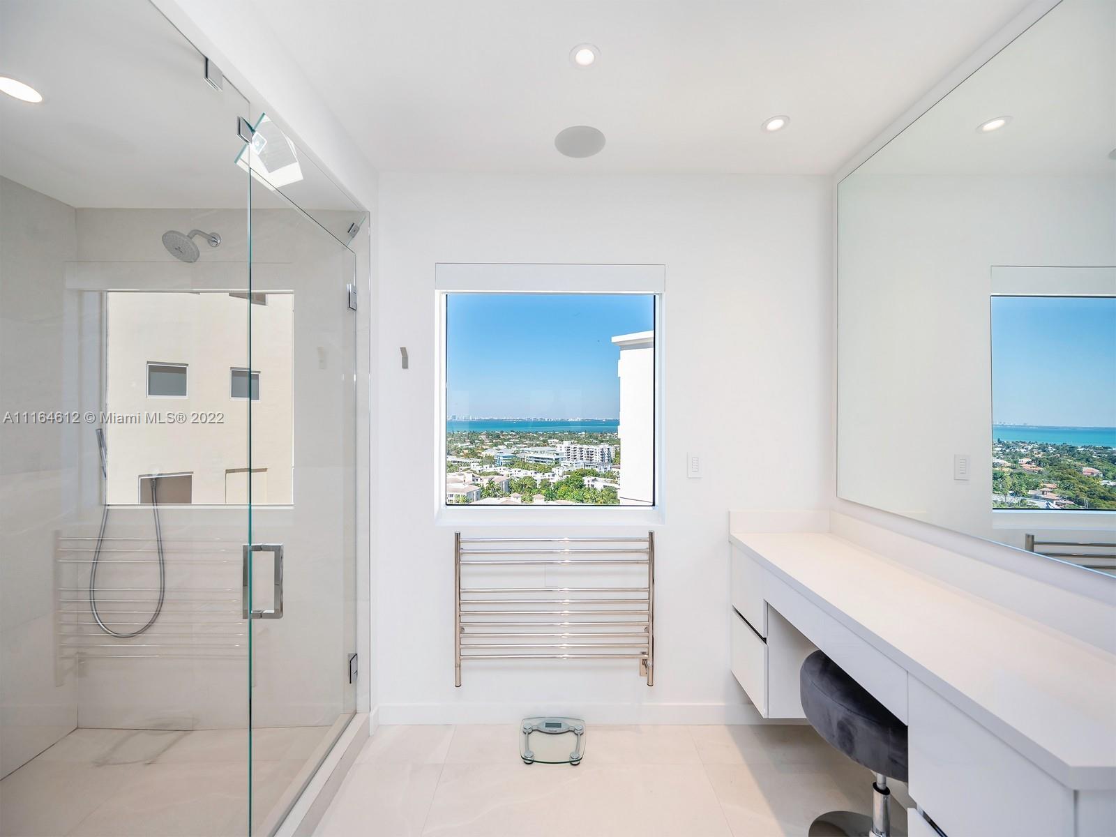 CLUB TOWER ONE CONDO - Residential