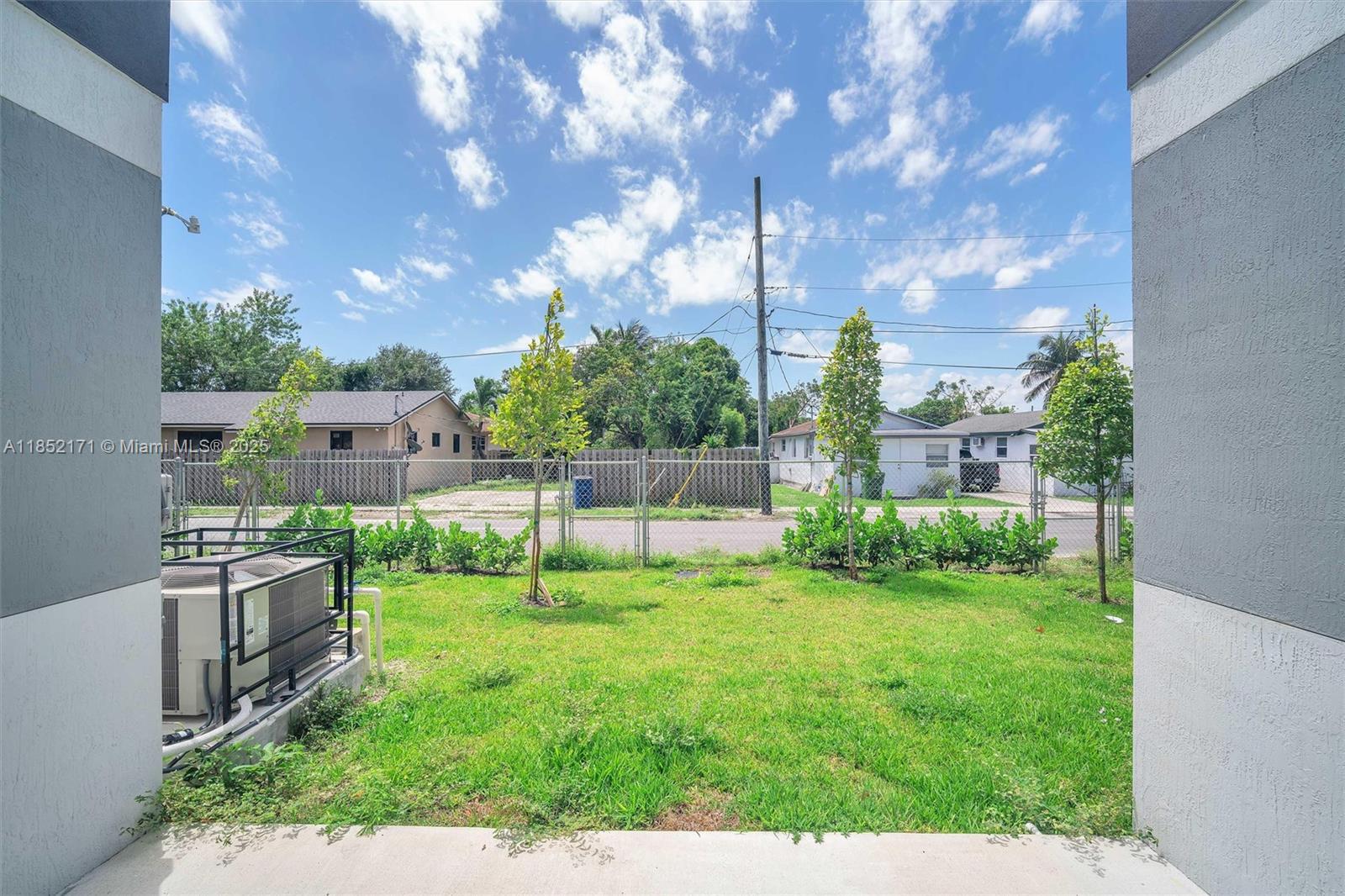 OCEAN PARK - Residential Lease