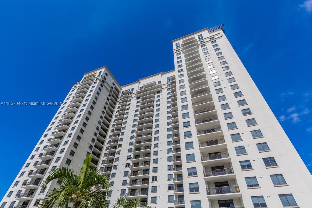 999 SW 1st Ave 2307