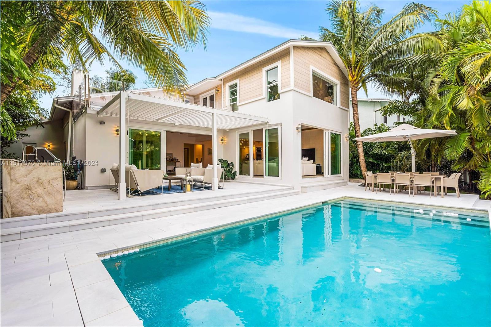 RIO VISTA ISLES - Residential