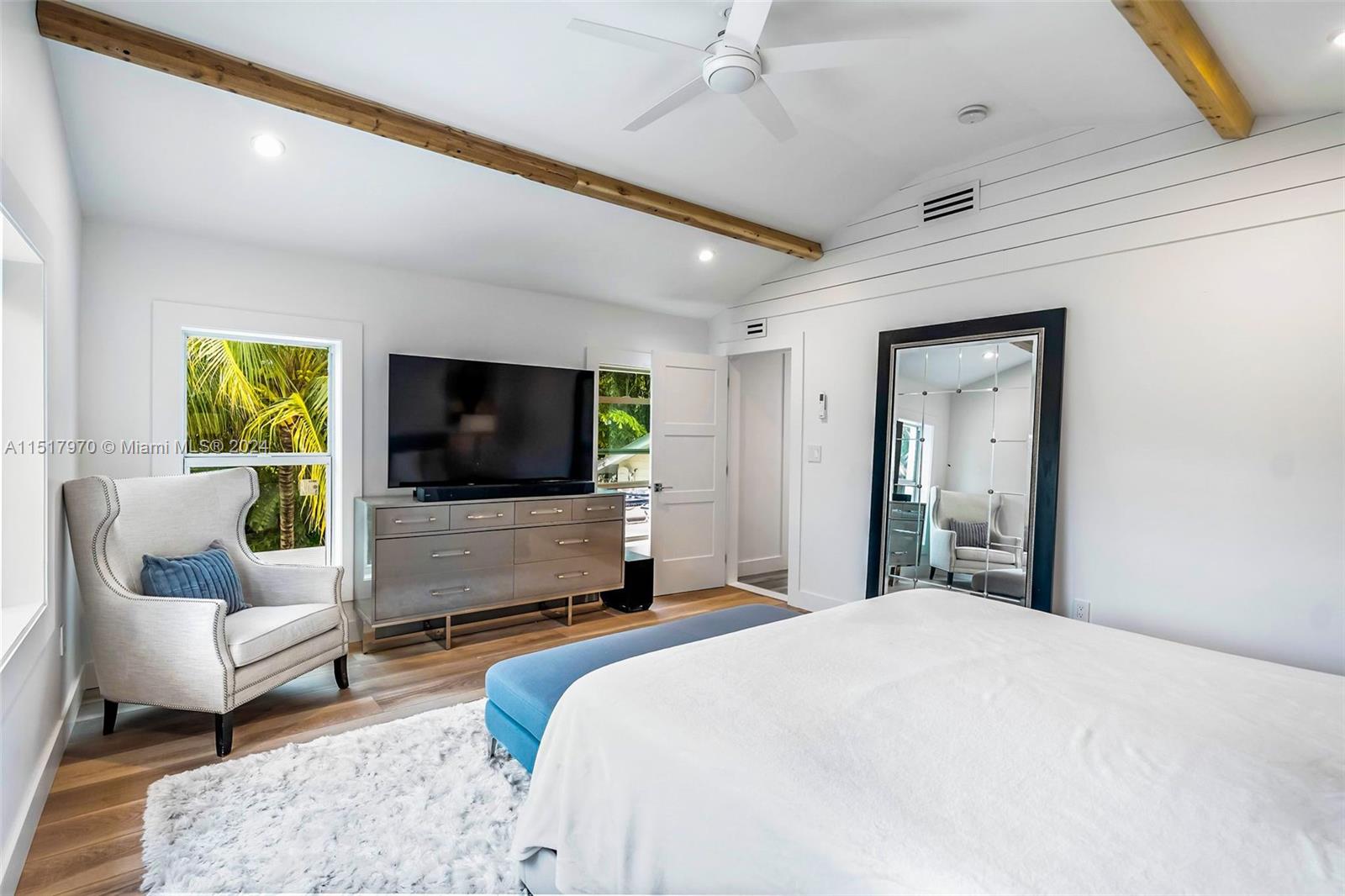 RIO VISTA ISLES - Residential