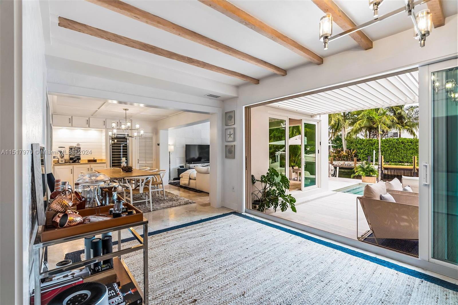 RIO VISTA ISLES - Residential