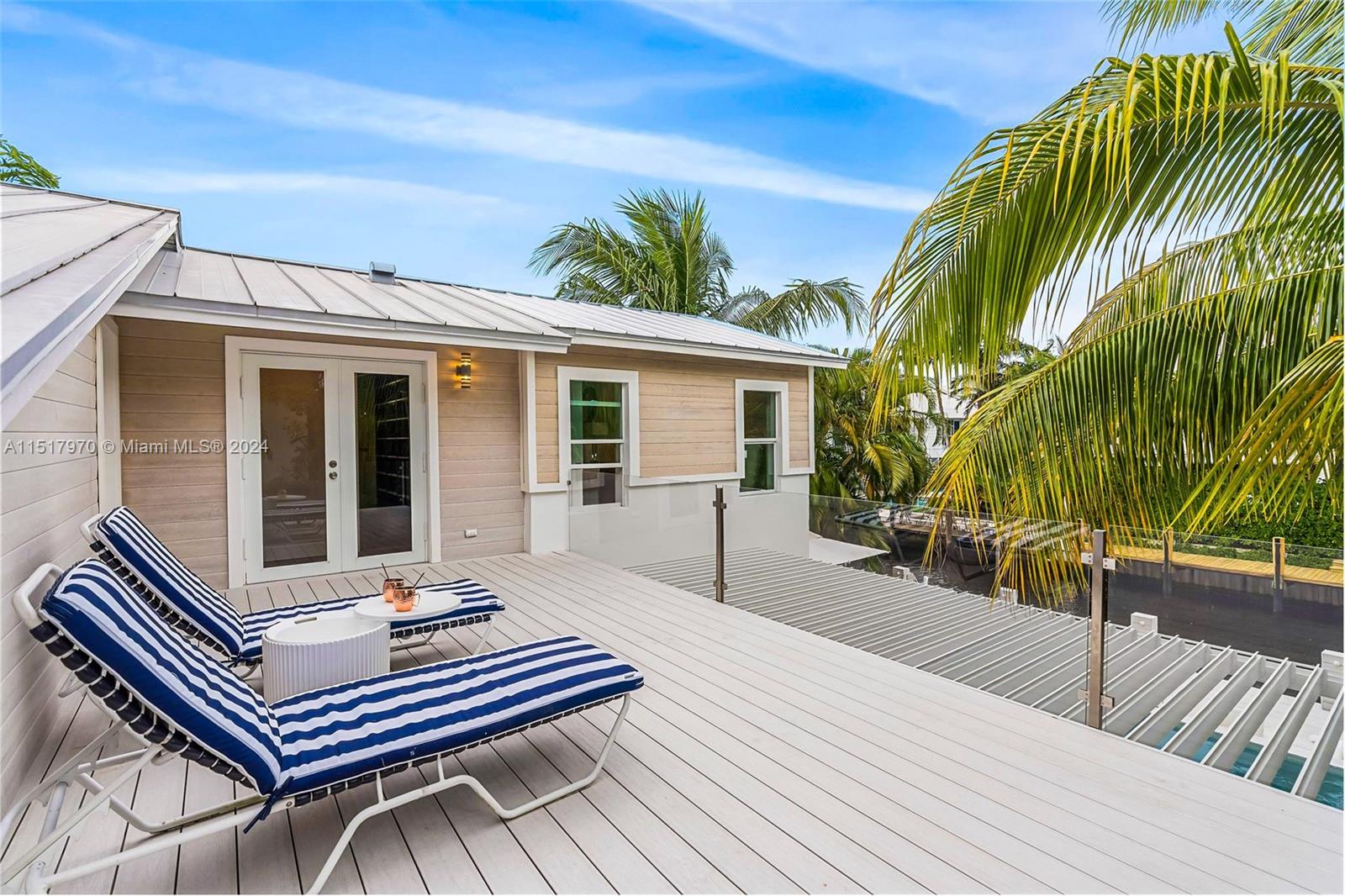 RIO VISTA ISLES - Residential