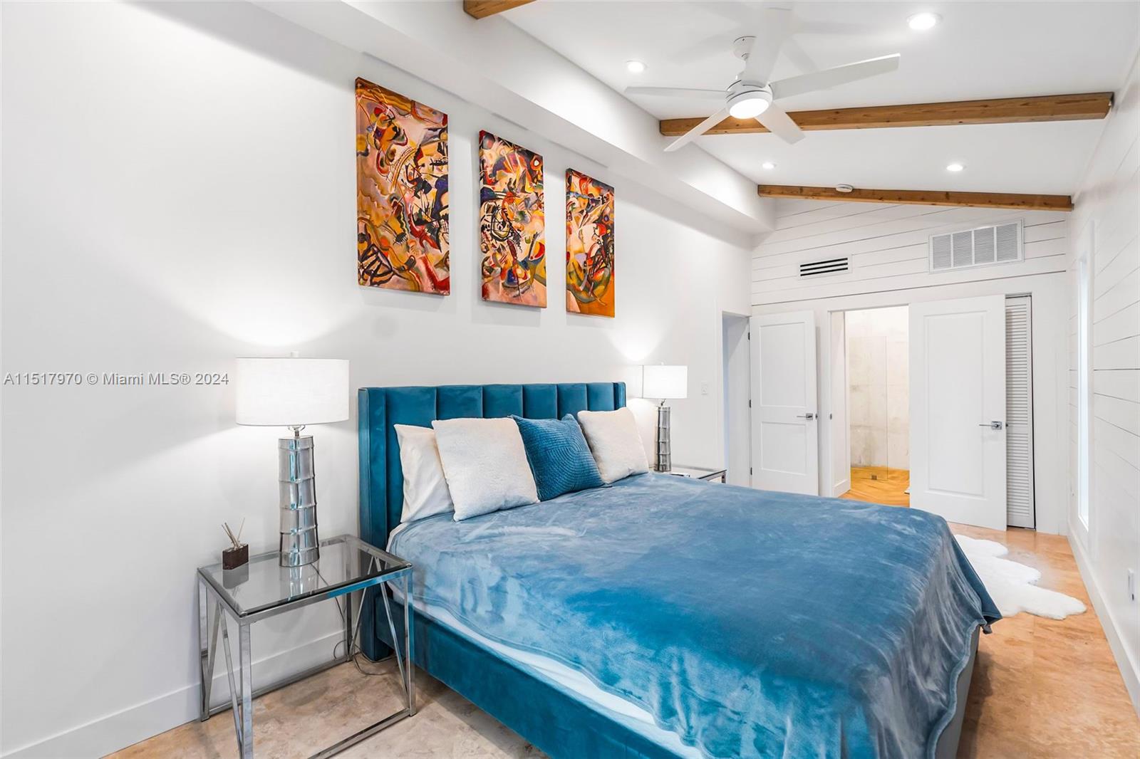 RIO VISTA ISLES - Residential