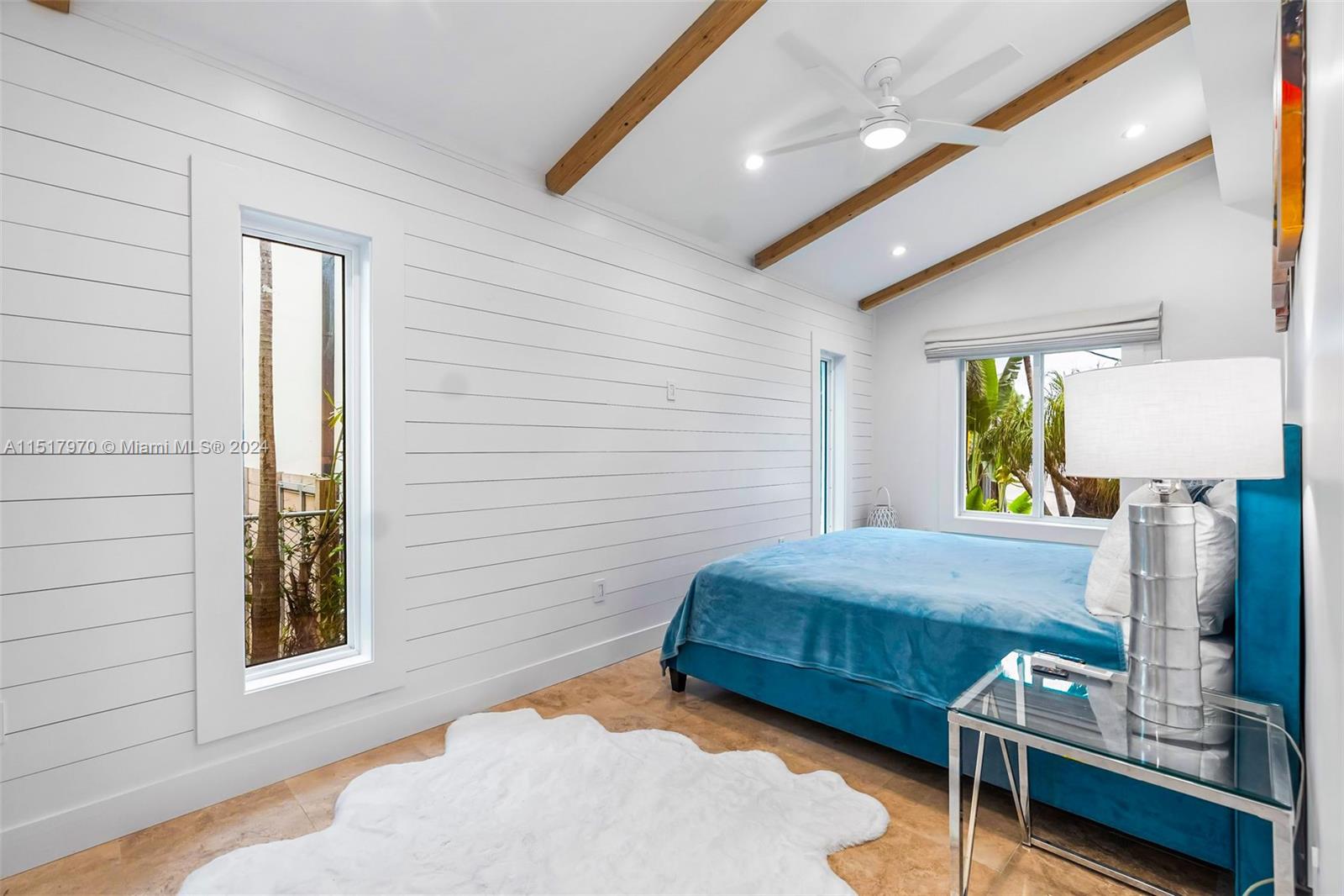 RIO VISTA ISLES - Residential