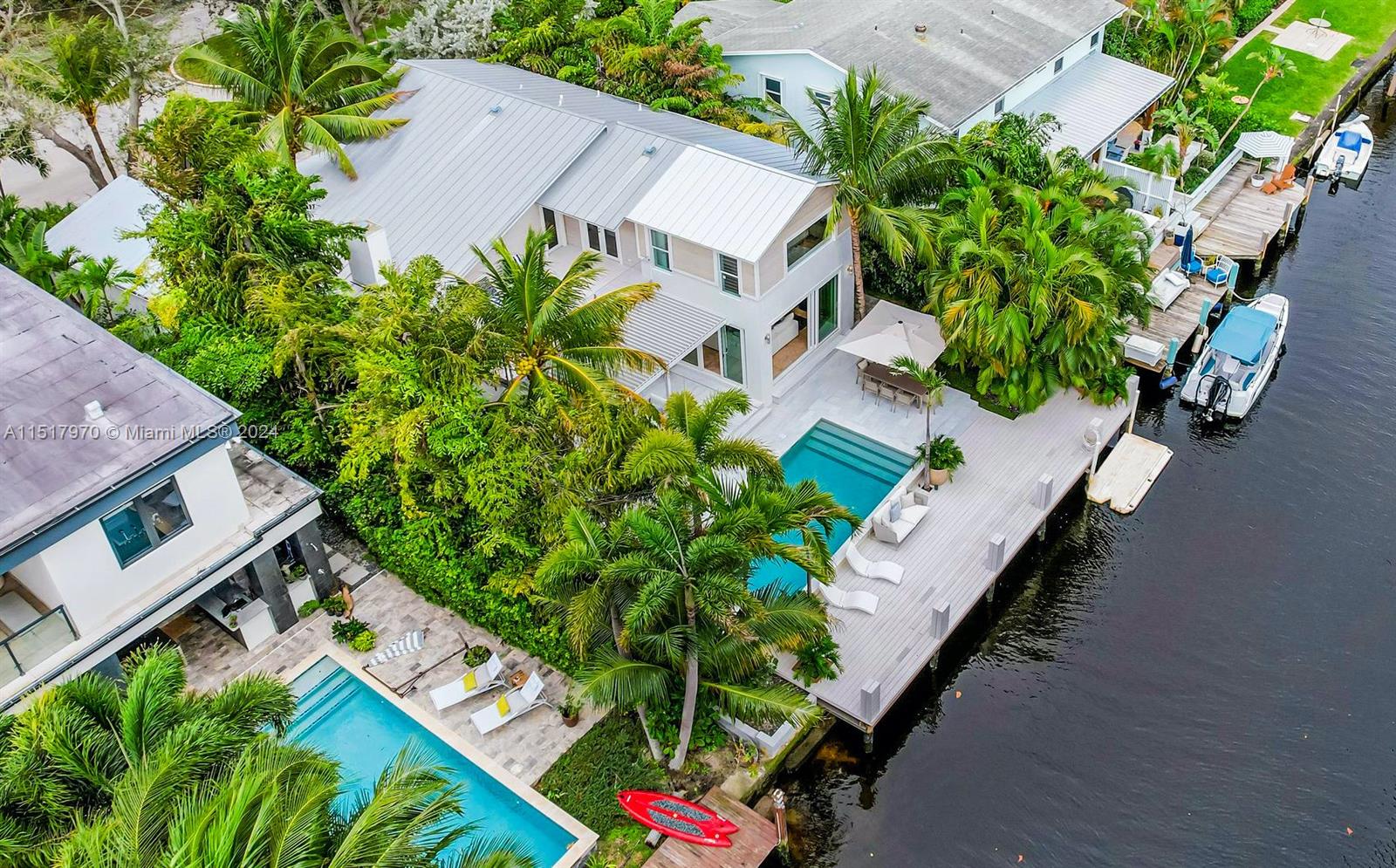 RIO VISTA ISLES - Residential