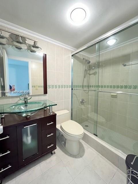 LAGO GRANDE TWO CONDO - Residential