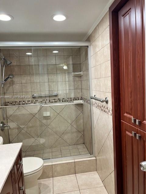 LAGO GRANDE TWO CONDO - Residential