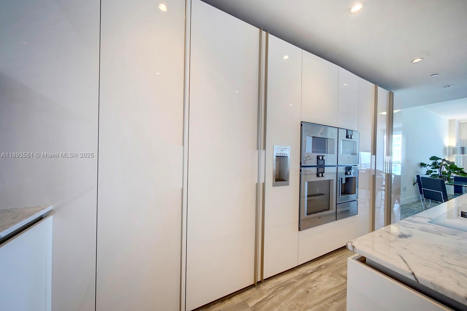 OCEANA BAL HARBOUR CONDO - Residential Lease