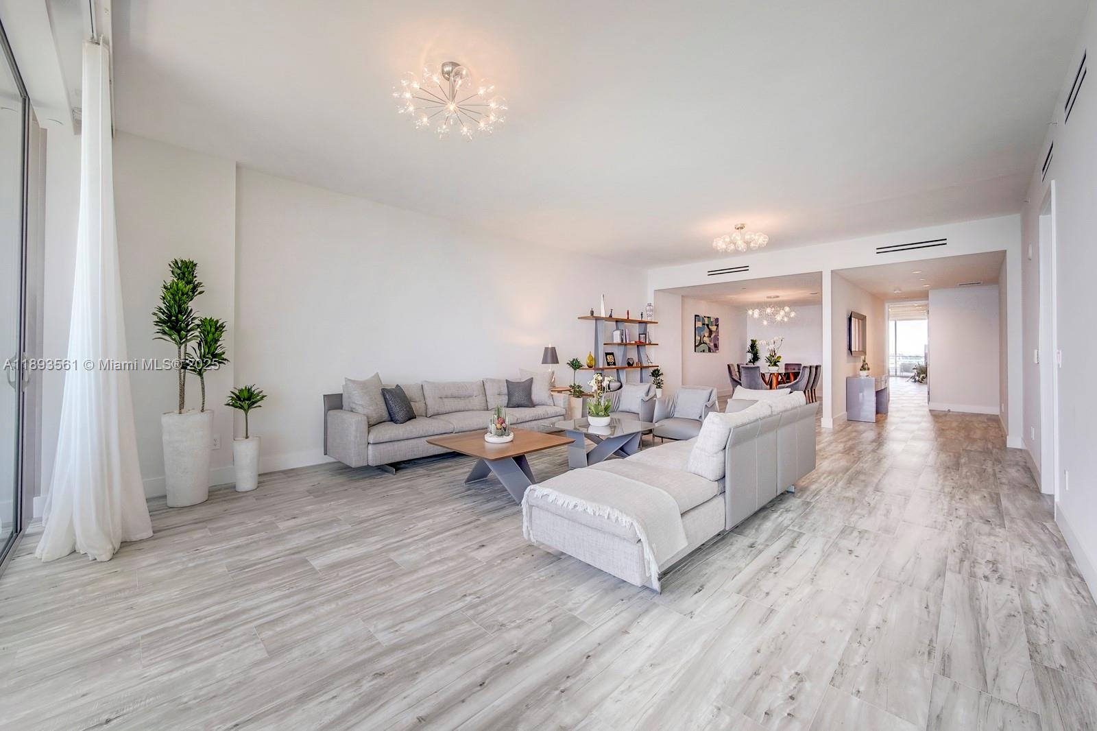10203 Collins Ave 1502