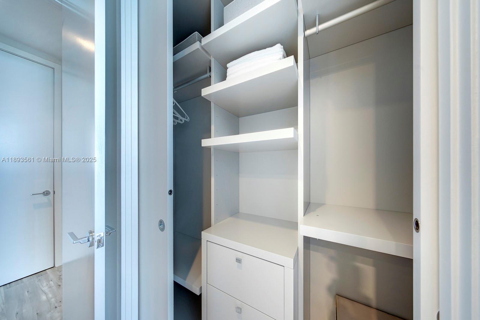 OCEANA BAL HARBOUR CONDO - Residential Lease