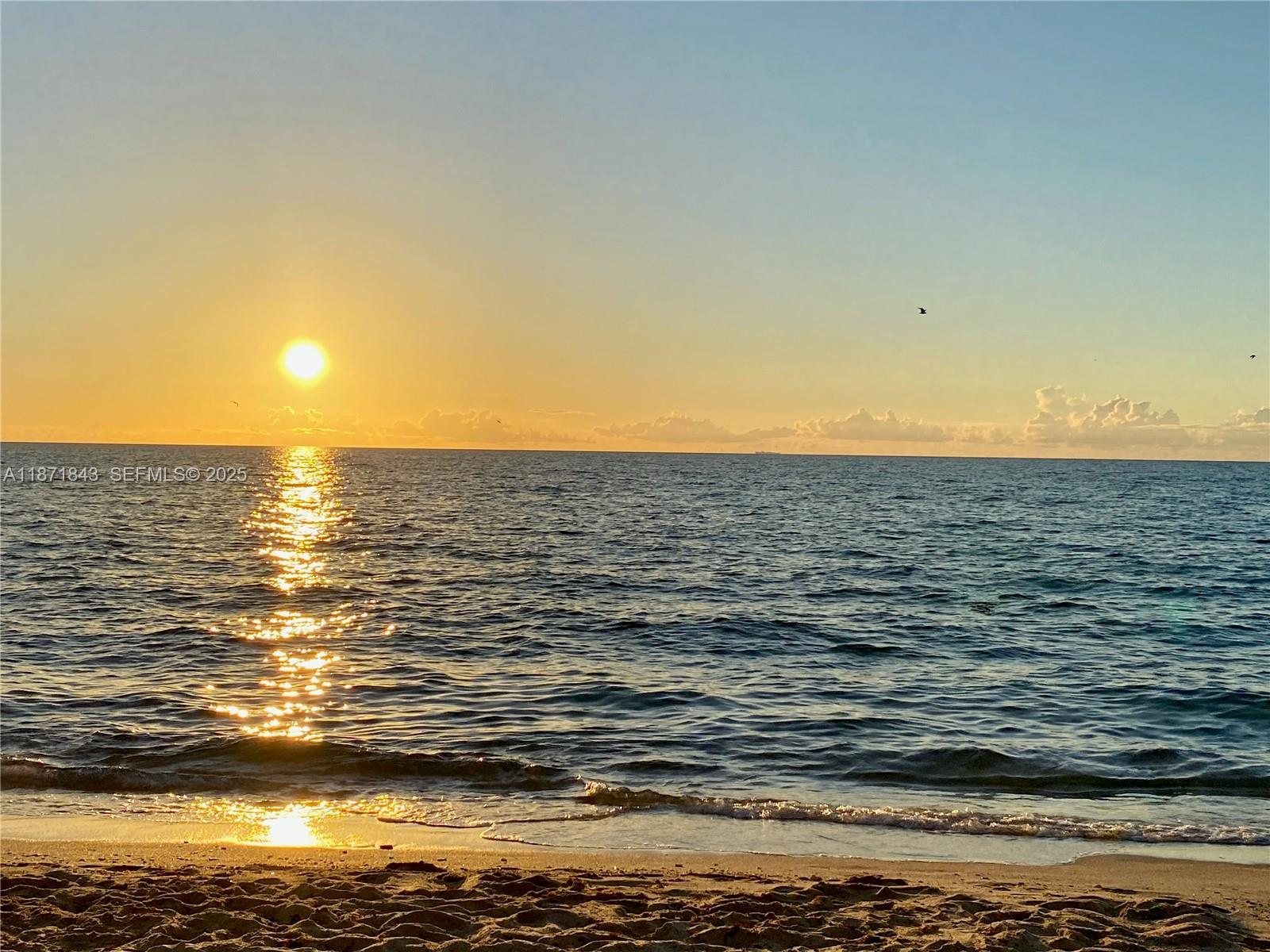 BRAVURA I CONDO - Residential