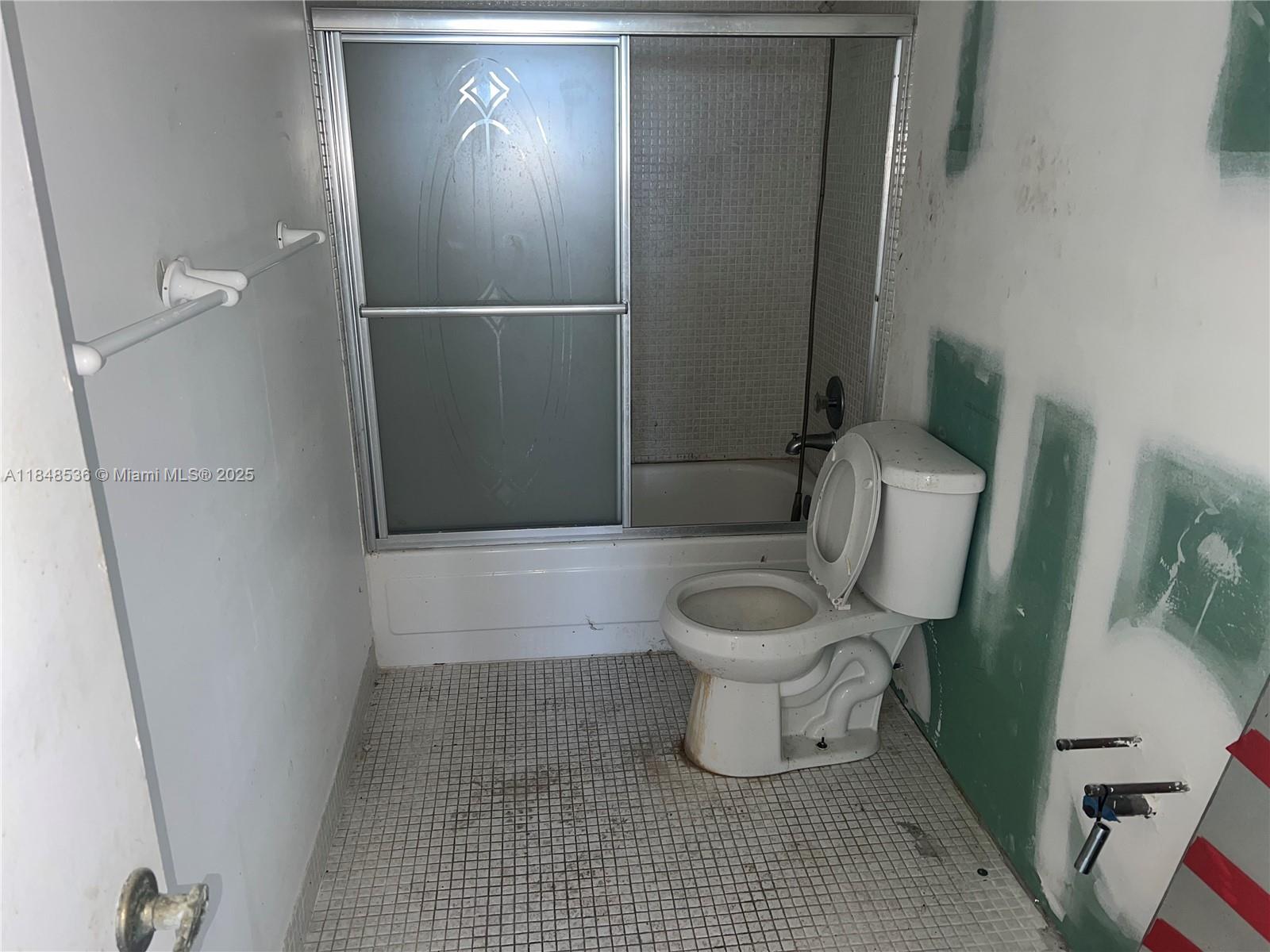 1505 N Riverside Dr 508