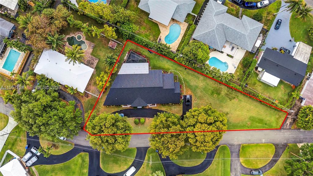 Photo of 3211 Calle Largo Dr, Hollywood, FL 33021 (MLS # A11967728)