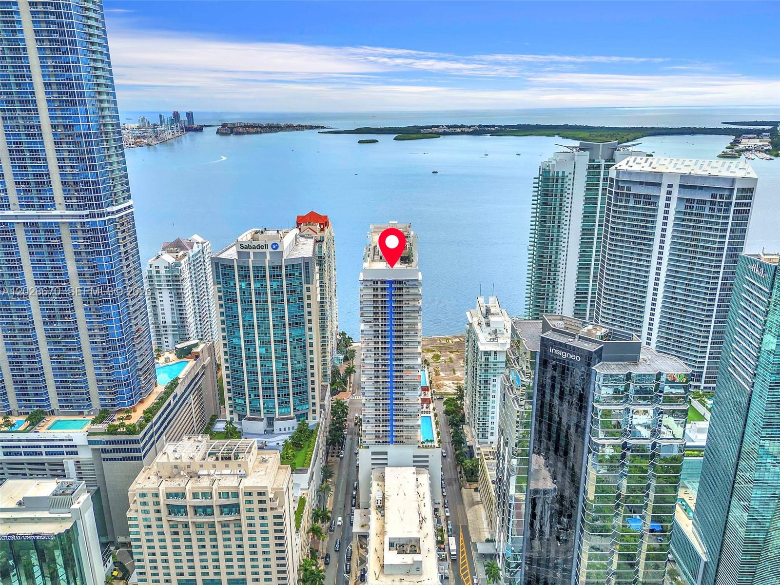 THE CLUB AT BRICKELL BAY - Residential