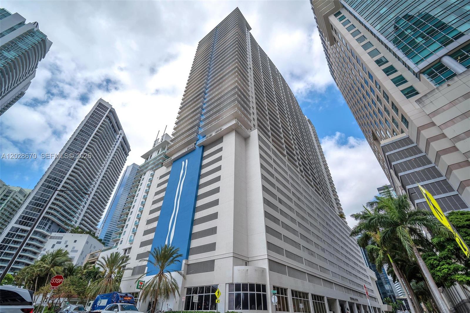 THE CLUB AT BRICKELL BAY - Residential