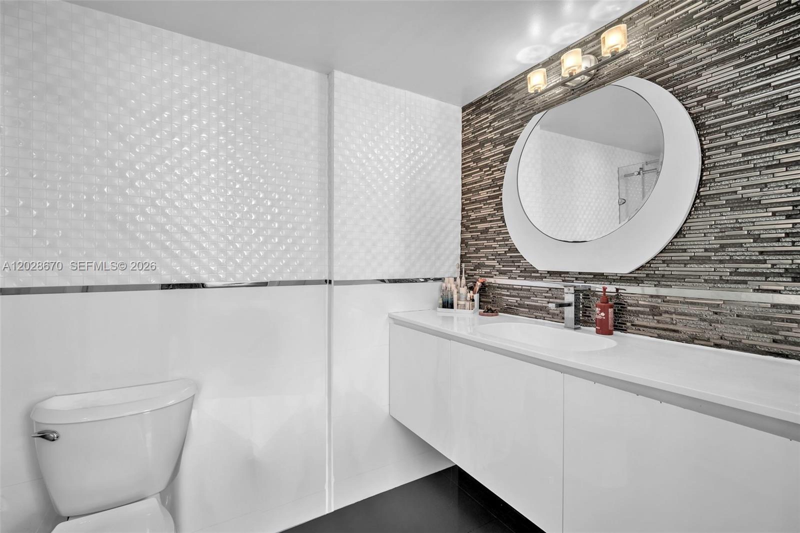 THE CLUB AT BRICKELL BAY - Residential