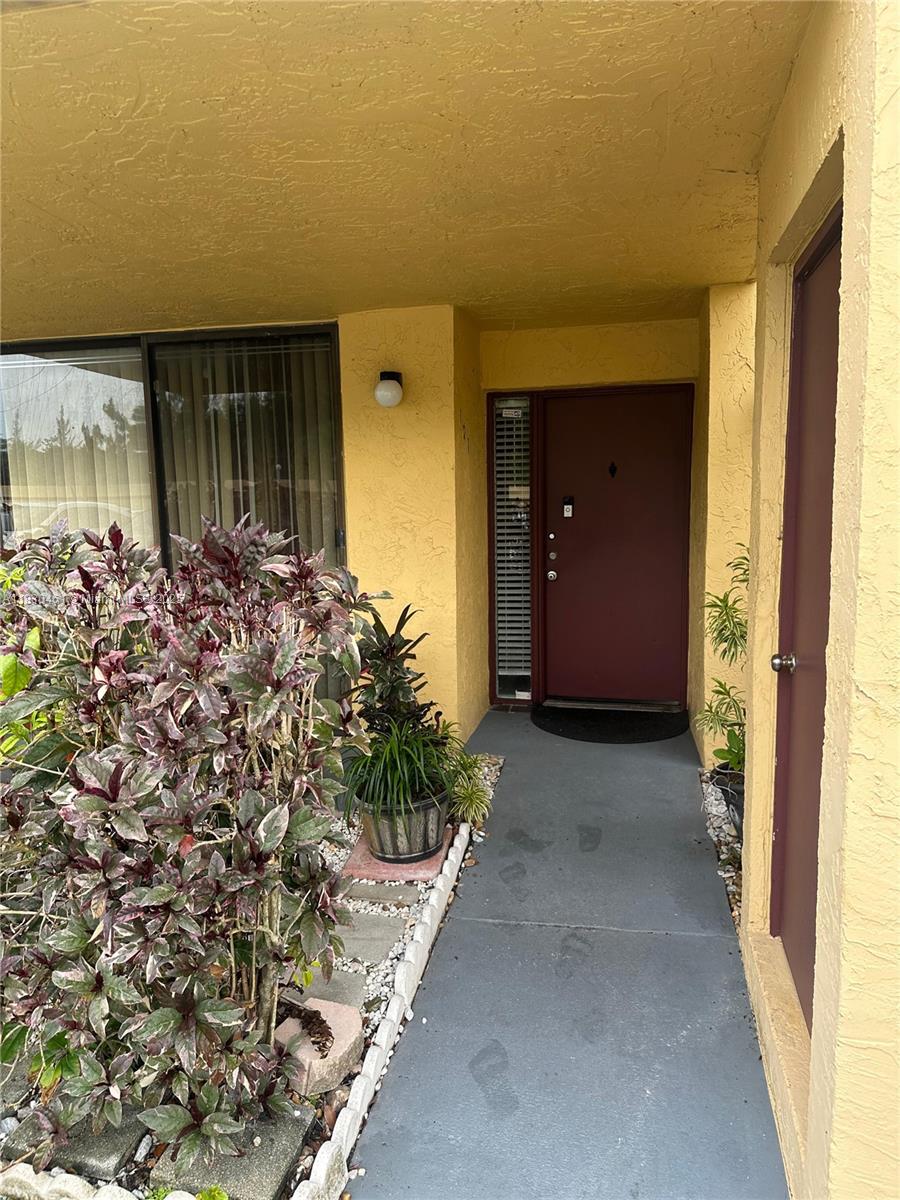 430 NW 214th St 101