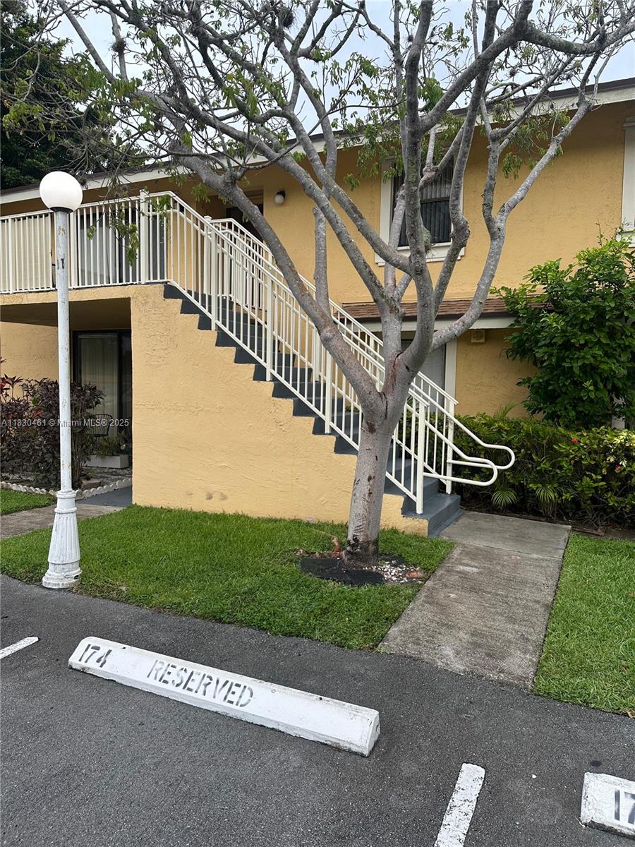 430 NW 214th St 101