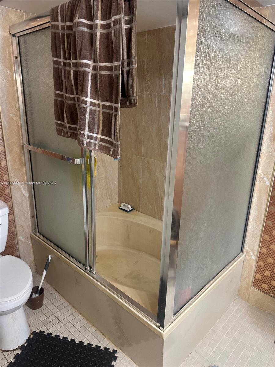 MISTY LAKE CONDO - Residential