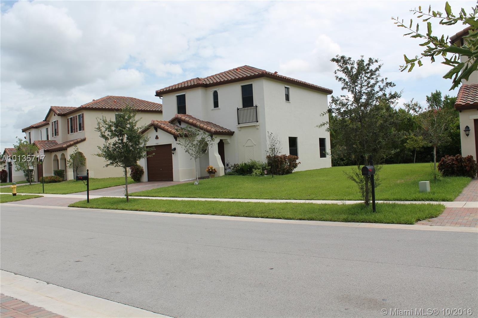 Foxcroft Homes 180-74 B - Residential