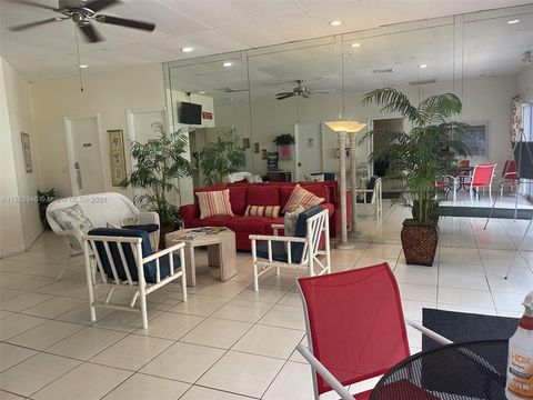 A home in Lauderdale Lakes