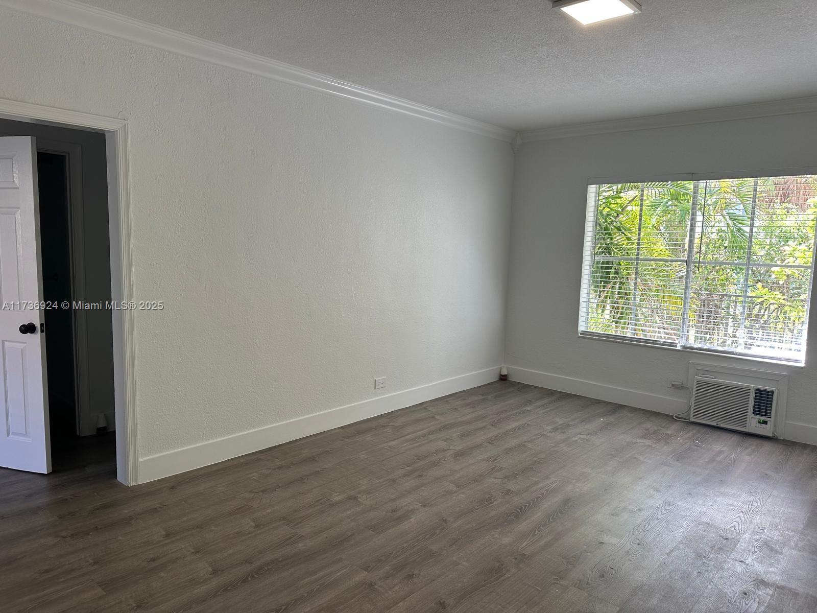Rental Property at 6805 Abbott Ave 2, Miami Beach, Miami-Dade County, Florida - Bedrooms: 1 
Bathrooms: 1  - $1,950 MO.