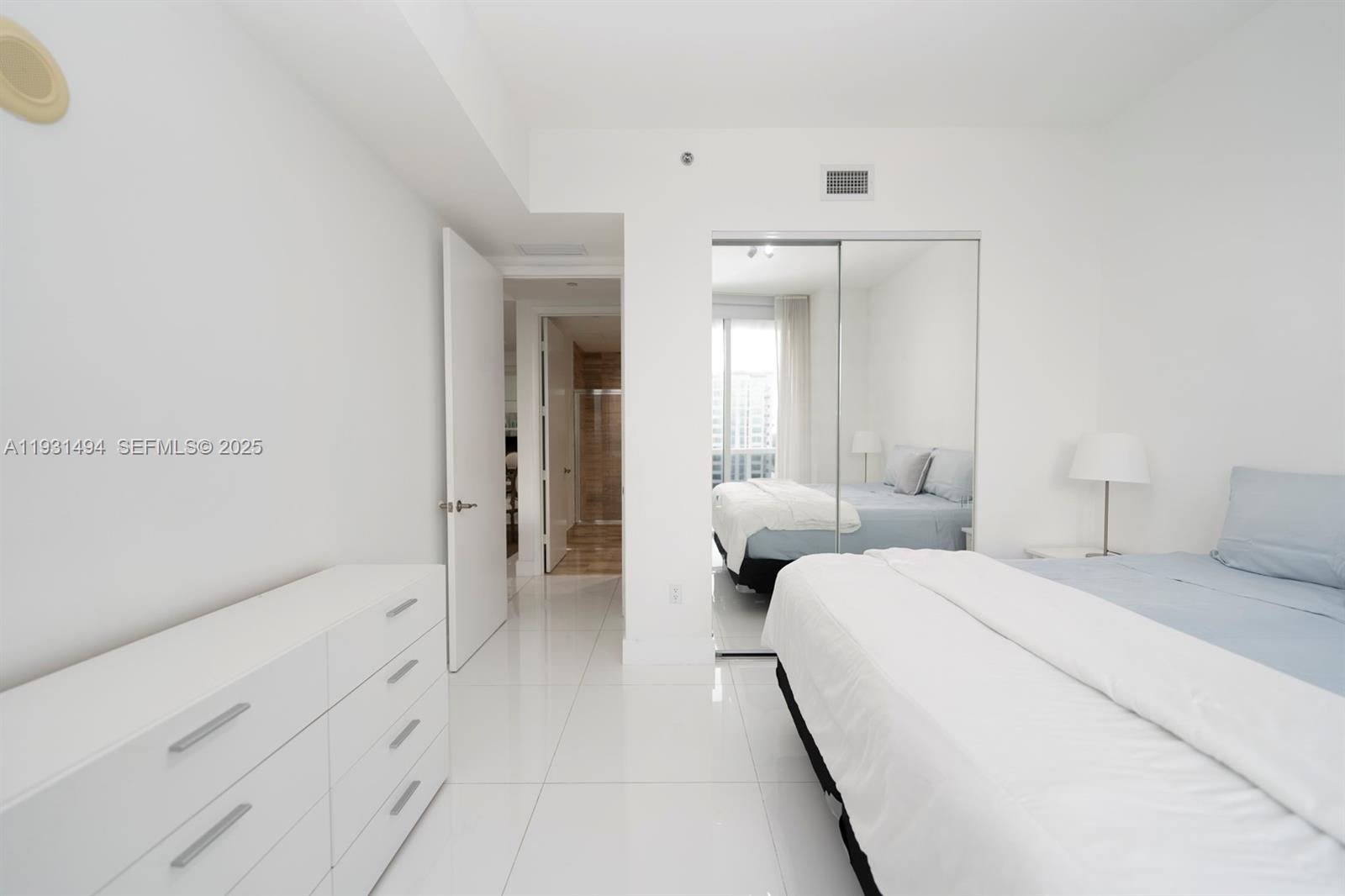 TDR TOWER II CONDO - Residential Lease