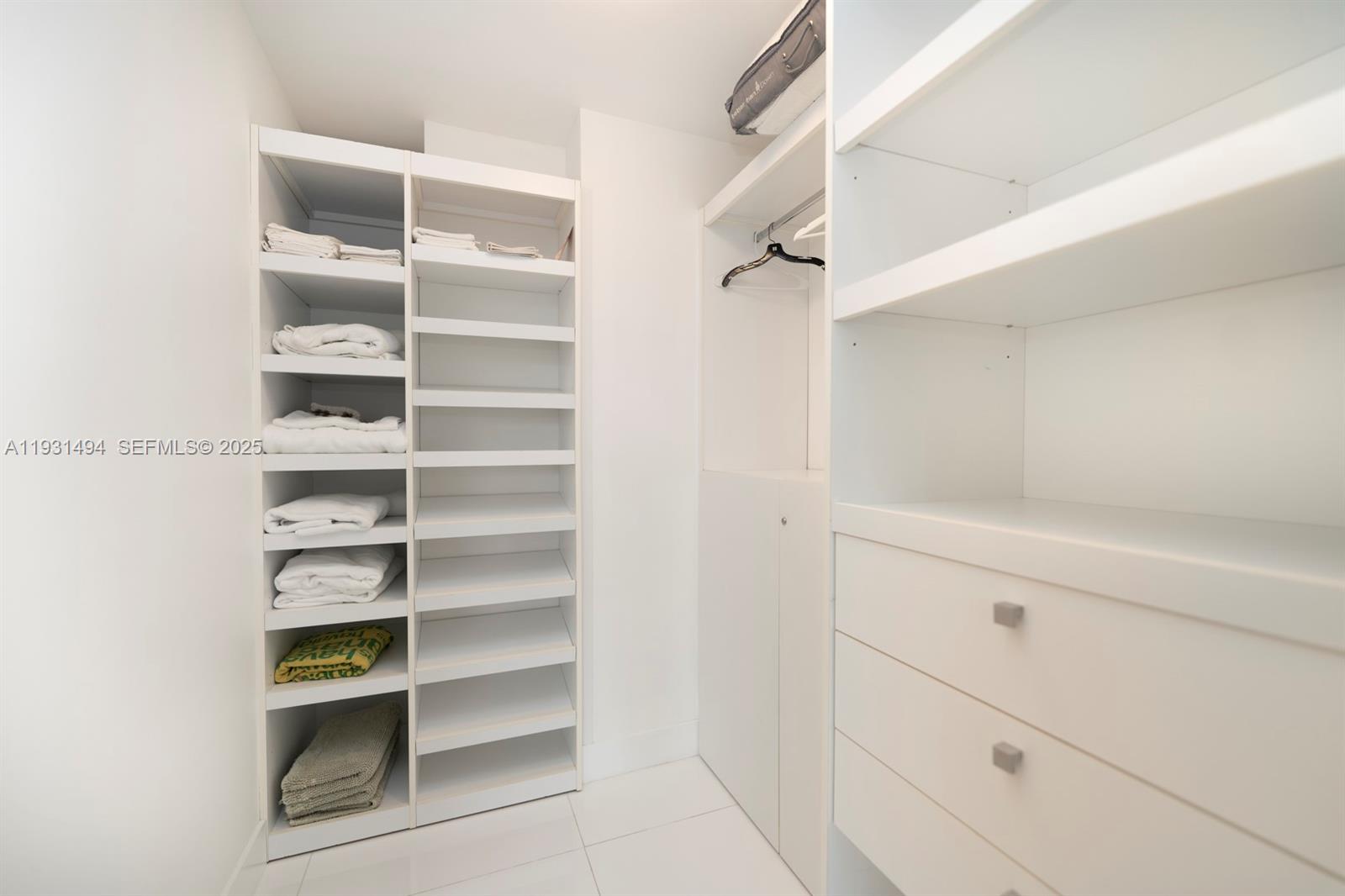 TDR TOWER II CONDO - Residential Lease