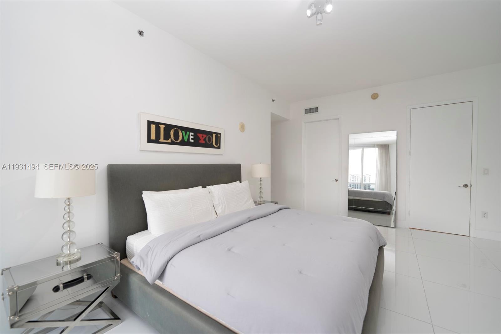 TDR TOWER II CONDO - Residential Lease