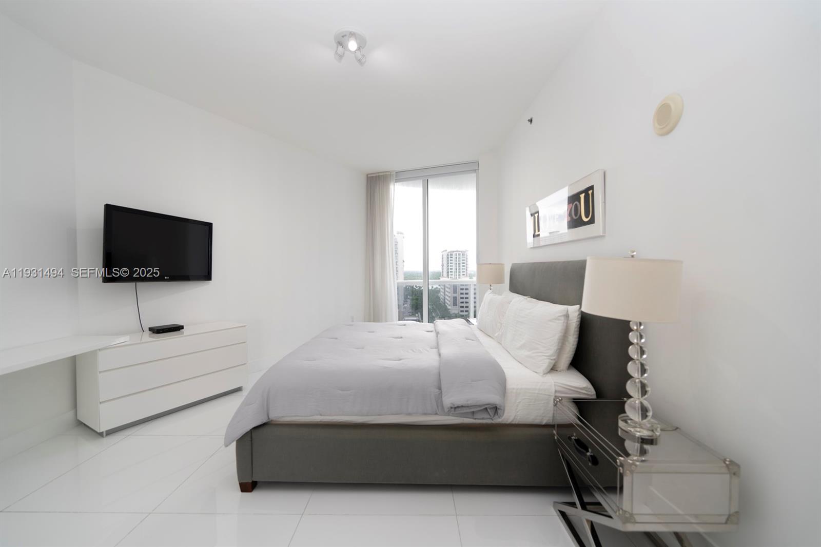 TDR TOWER II CONDO - Residential Lease