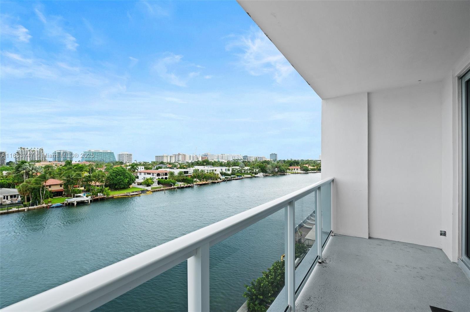 9381 E Bay Harbor Dr 603S