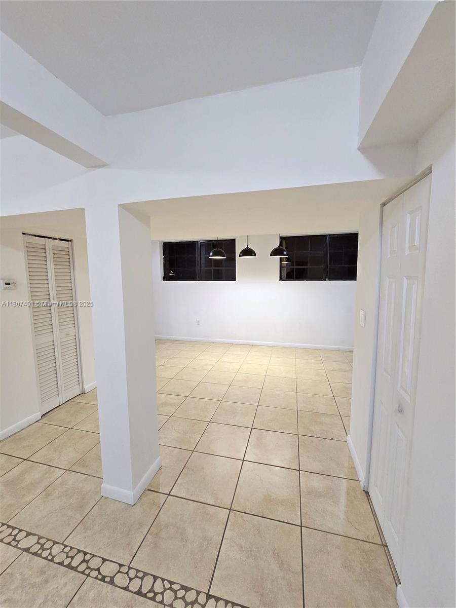 Rental Property at 120 Nw 43rd Pl 1, Miami, Broward County, Florida - Bedrooms: 4 
Bathrooms: 3  - $4,500 MO.