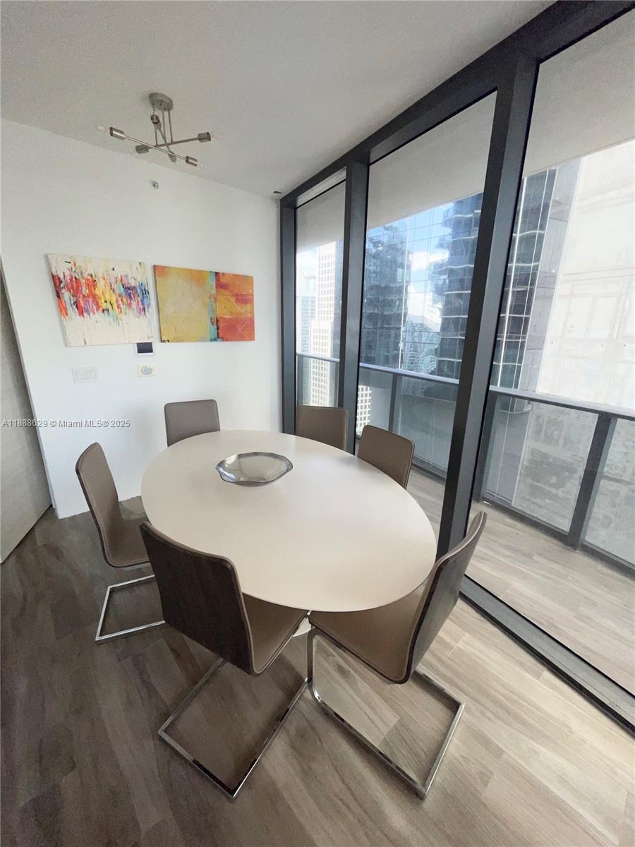 801 SMA RESIDENCES CONDO - Residential