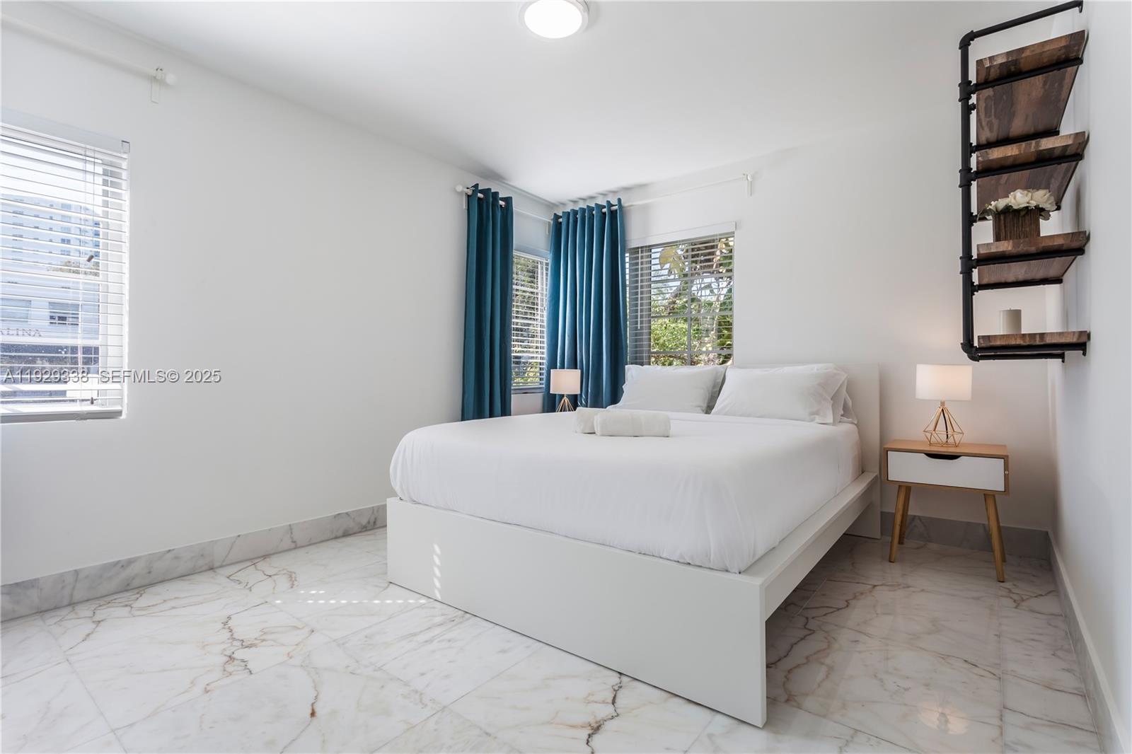 LENOX MANOR - Residential Income