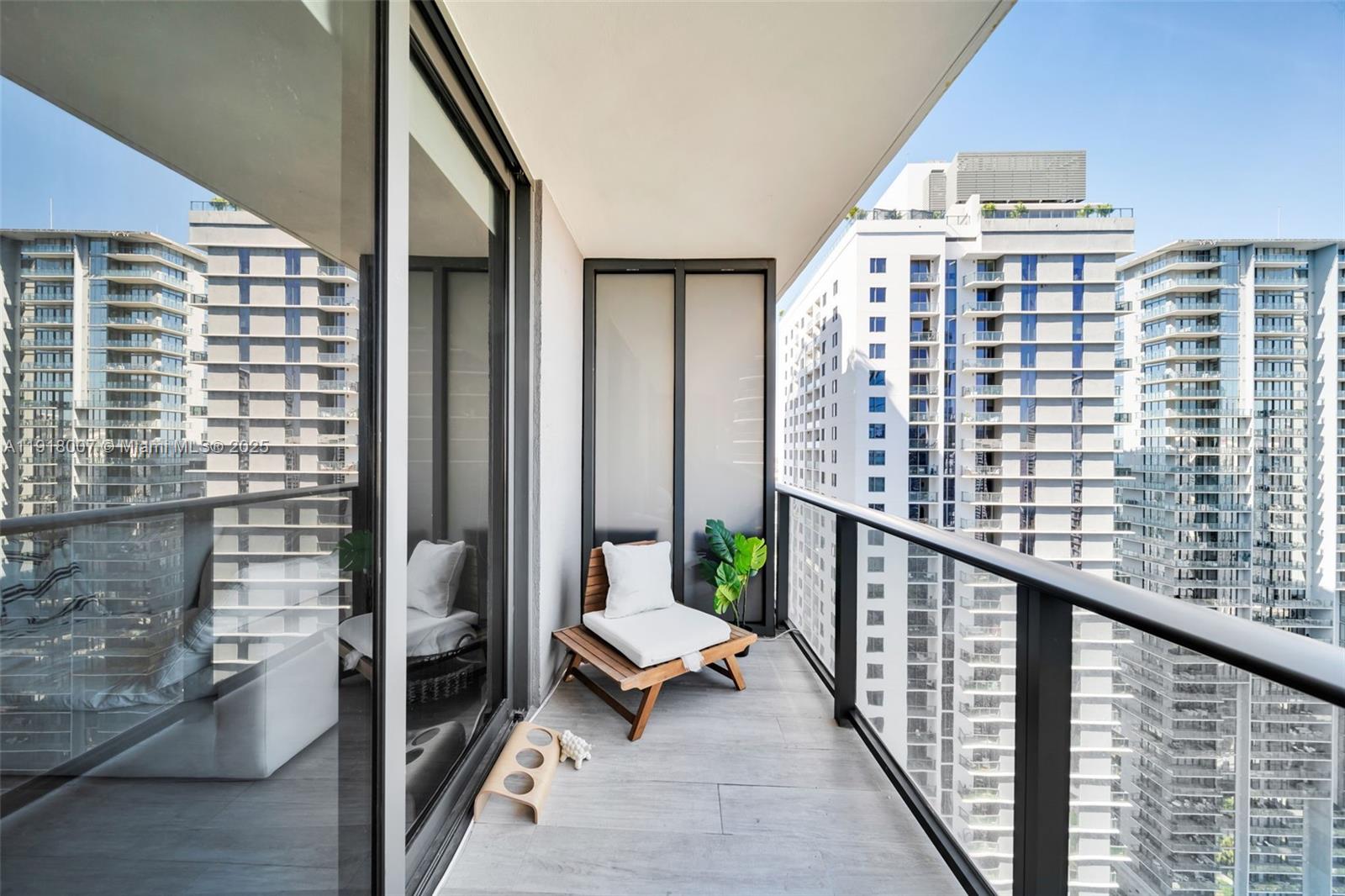 BRICKELL HEIGHTS EAST CON - Residential