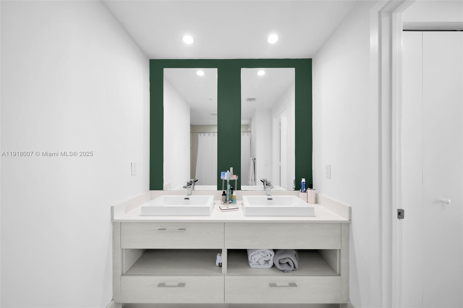 BRICKELL HEIGHTS EAST CON - Residential