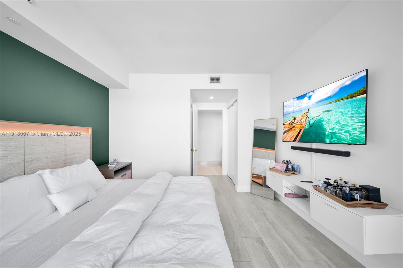 BRICKELL HEIGHTS EAST CON - Residential