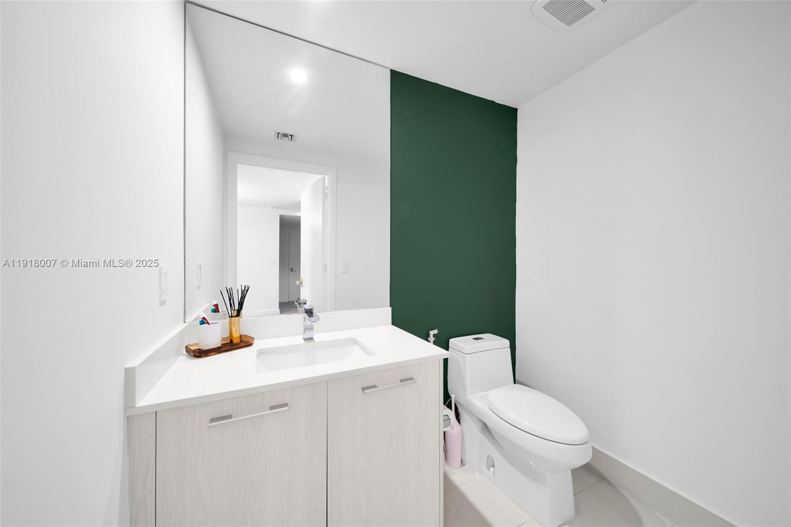 BRICKELL HEIGHTS EAST CON - Residential