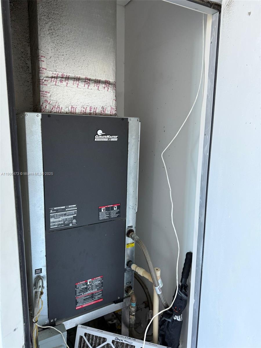 VIZCAYNE SOUTH CONDO - Residential