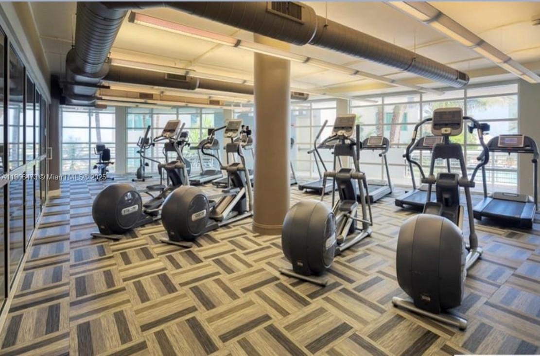 View photos, virtual tours, details... 253 NE 2nd St 632