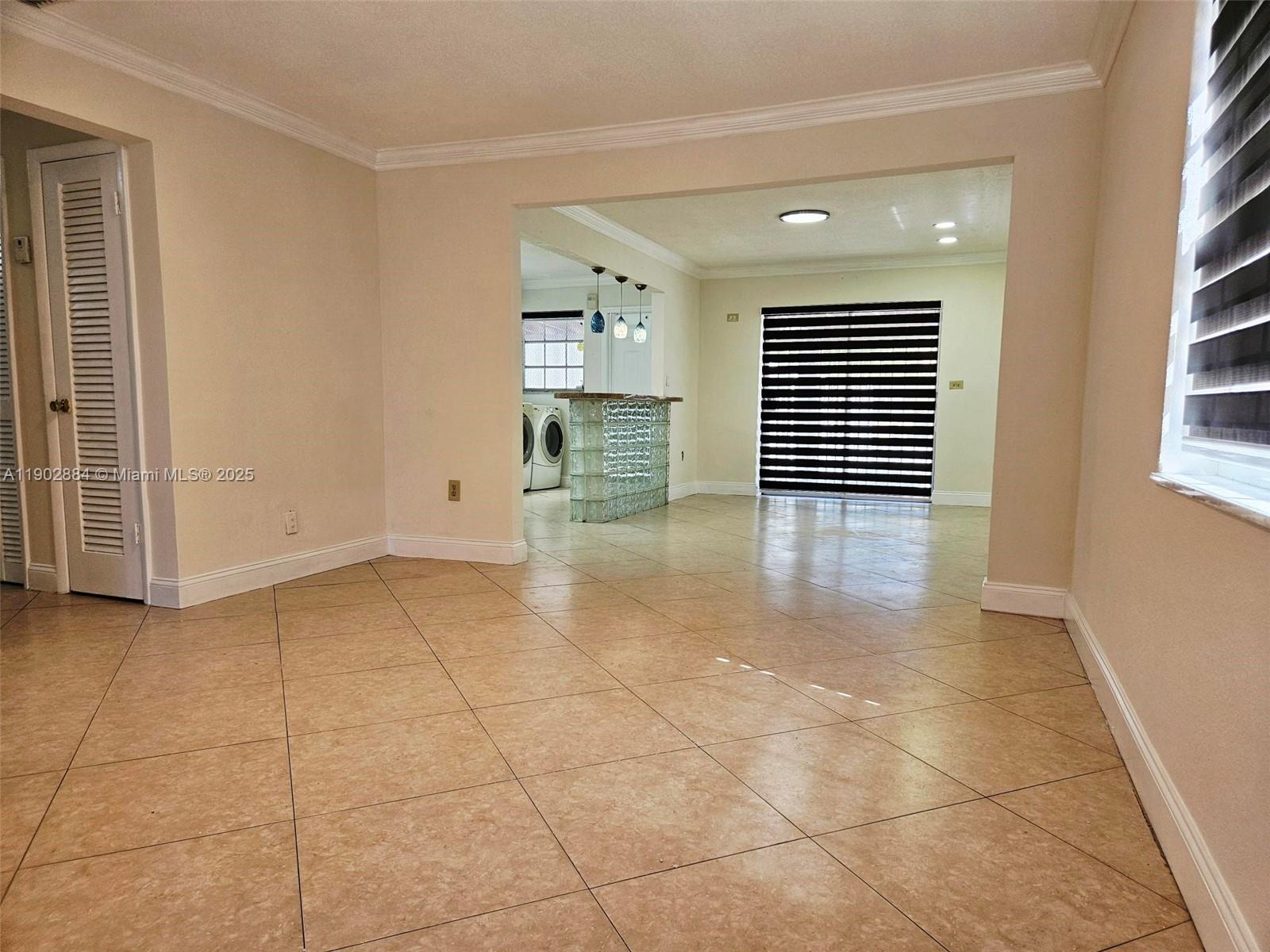 3RD ADDN TO PINEHURST VIL - Residential Lease