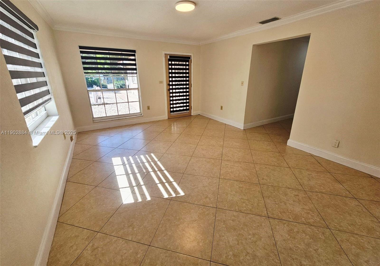 3RD ADDN TO PINEHURST VIL - Residential Lease