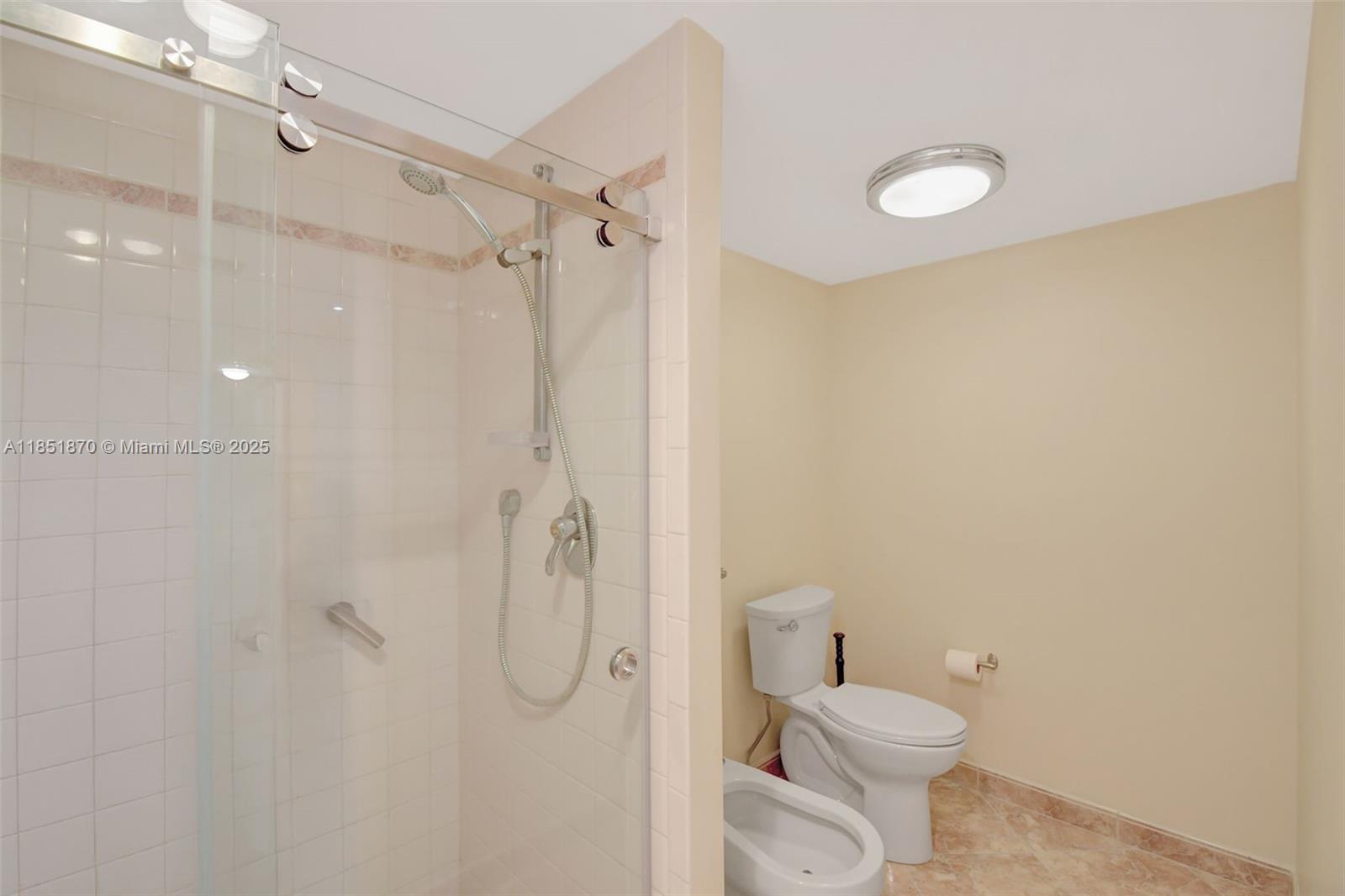 ANCHOR BAY CLUB CONDO - Residential